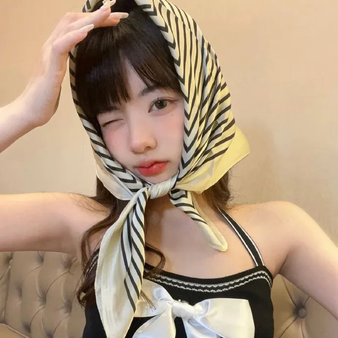 玉笑珠香